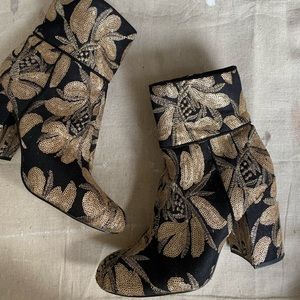 Steve Madden black and gold sequined ankle boots